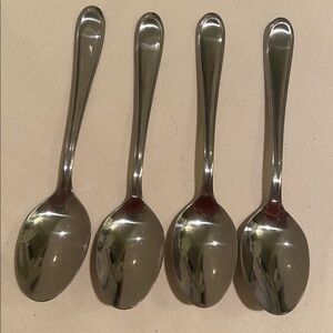 🩷Hampton Silversmiths China 4 pcs Stainless Teaspoon